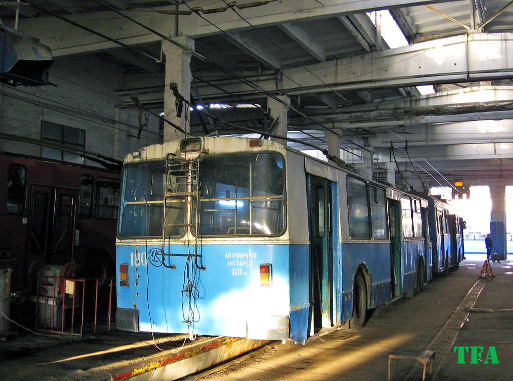 Луцк, ЗиУ-682Г [Г00] № 180