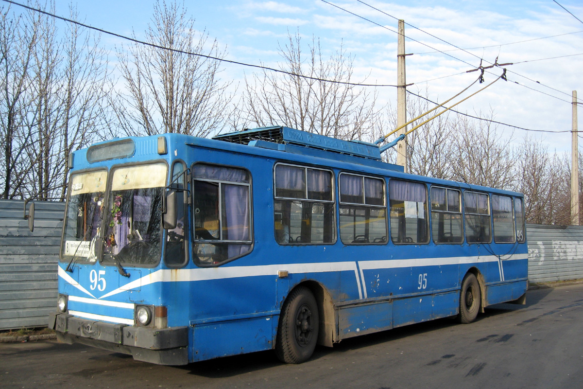 Полтава, ЮМЗ Т2 № 95
