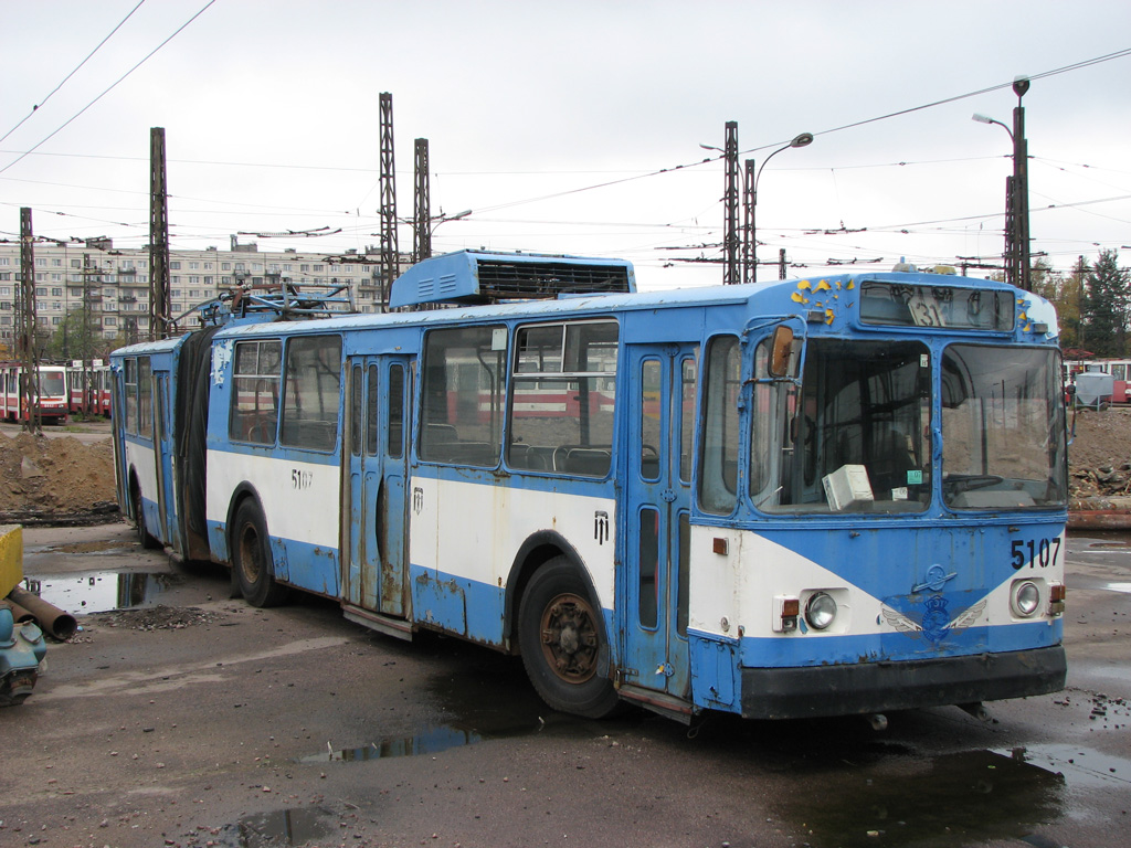 Санкт-Петербург, ЗиУ-683В01 № 5107