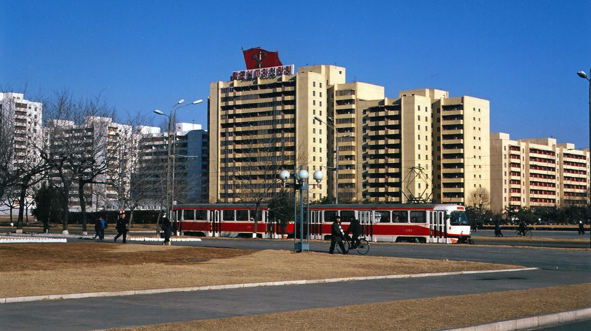 Pyongyang, Tatra T4D Br. 2009; Pyongyang, Tatra B4D Br. 209; Pyongyang — Historical photos — Tramway and Trolleybus (1991+)