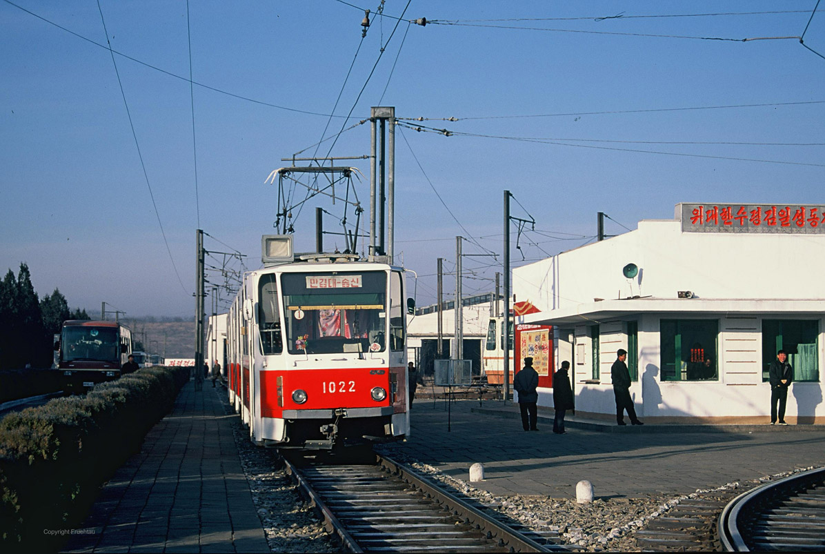 Pyongyang, Tatra KT8D5K Br. 1022; Pyongyang — Historical photos — Tramway and Trolleybus (1991+)