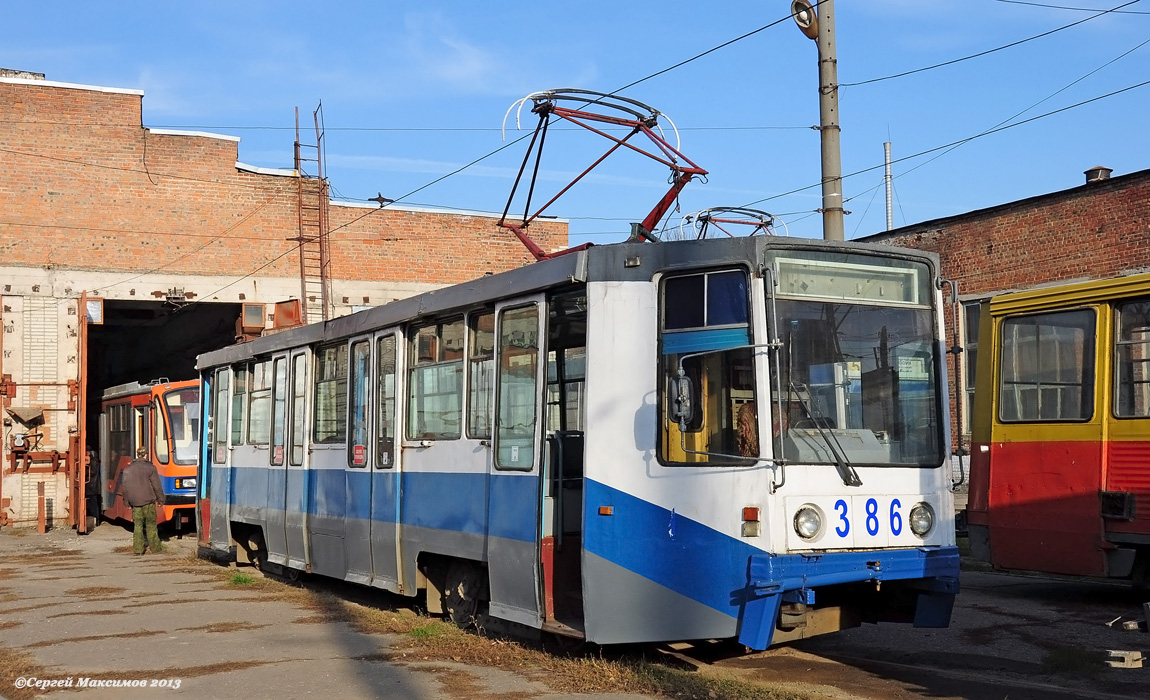 Таганрог, 71-617 № 386