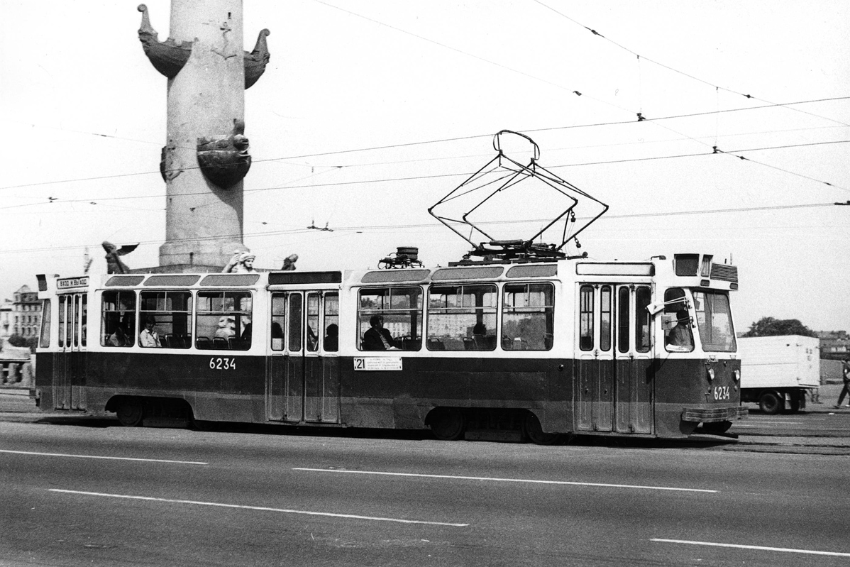 Saint-Petersburg, LM-68 # 6234