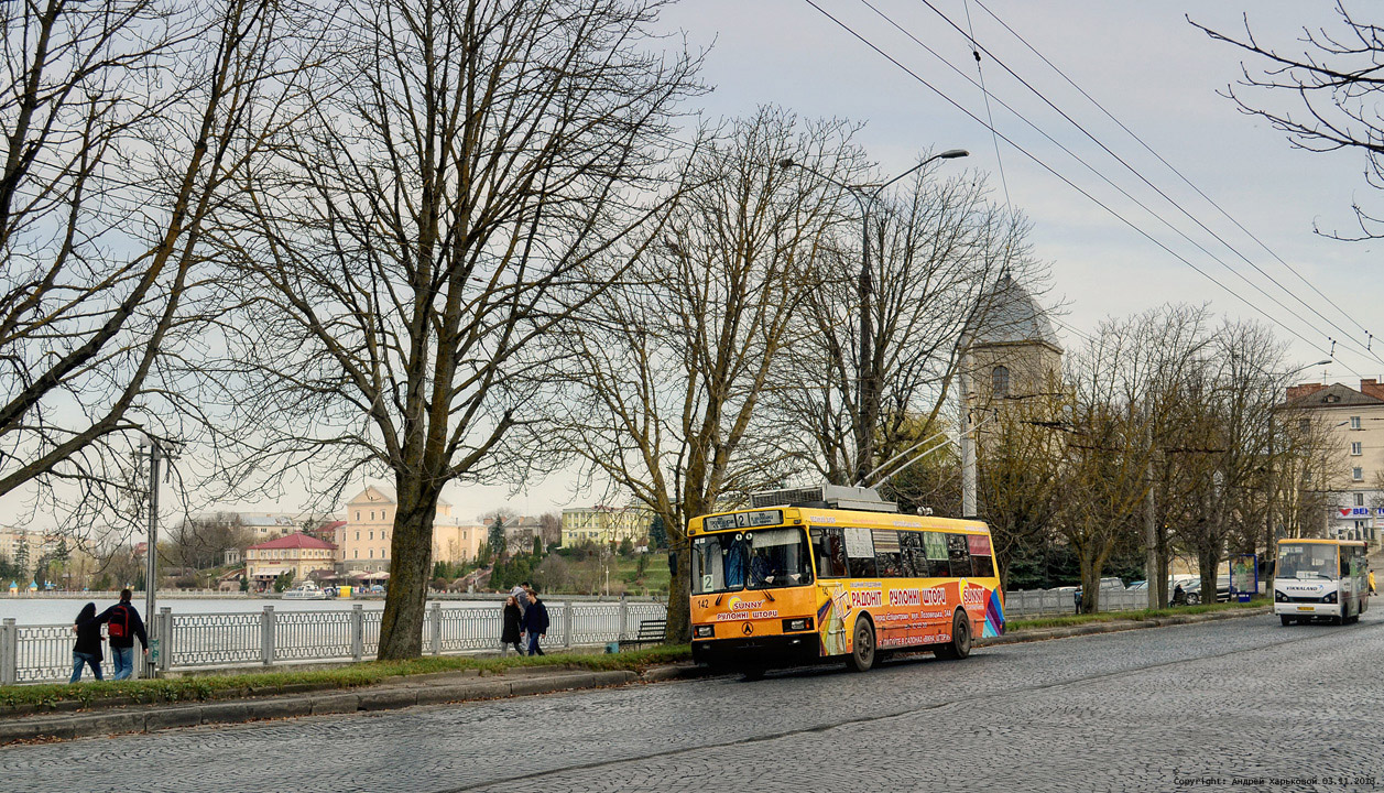Тернополь, ЛАЗ-52522 № 142