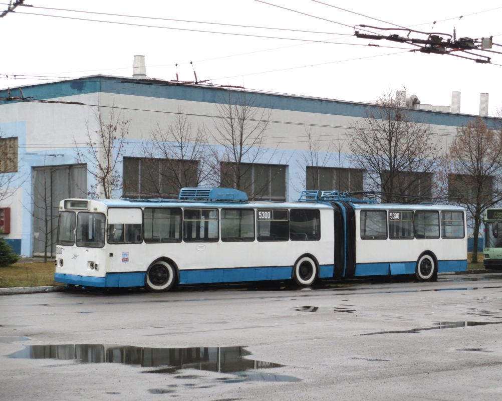 Минск, ЗиУ-683В01 № 5300