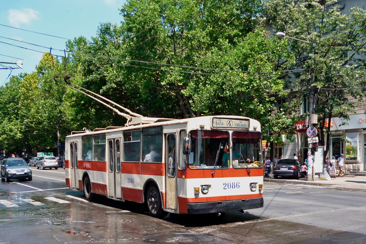 Кишинёв, ЗиУ-682УГ № 2086