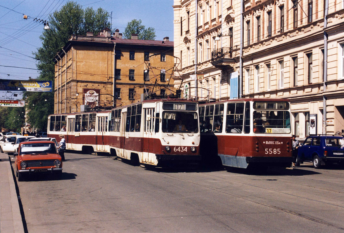 Санкт-Петербург, ЛМ-68М № 6434; Санкт-Петербург, ЛМ-68М № 5585