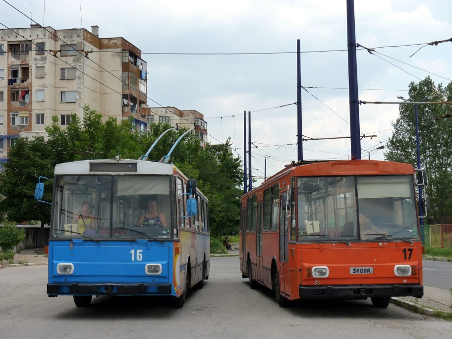 Пазарджик, Škoda 14Tr01 № 16; Пазарджик, Škoda 14Tr01 № 17