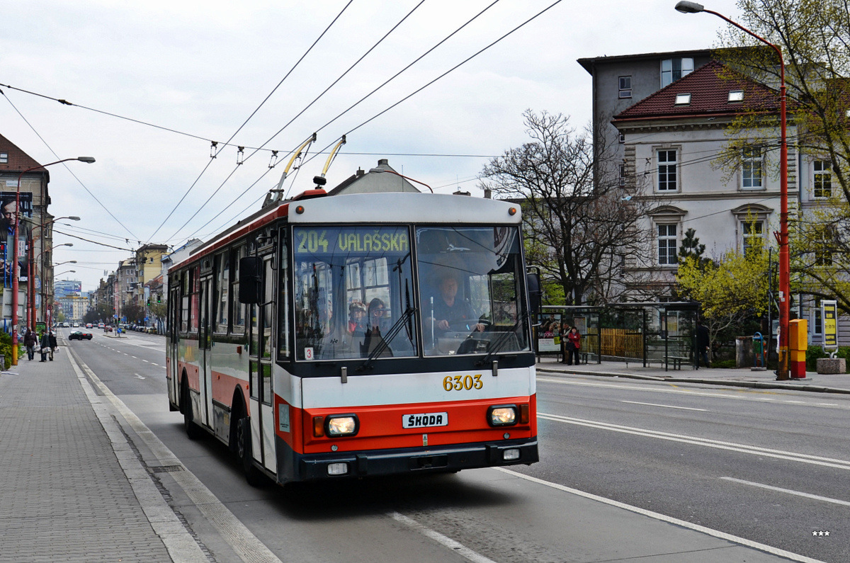 Братислава, Škoda 14Tr10/6 № 6303