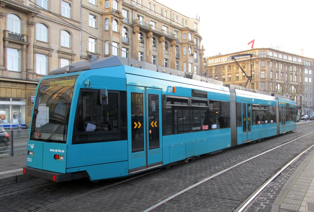 Франкфурт-на-Майне, Duewag R № 025