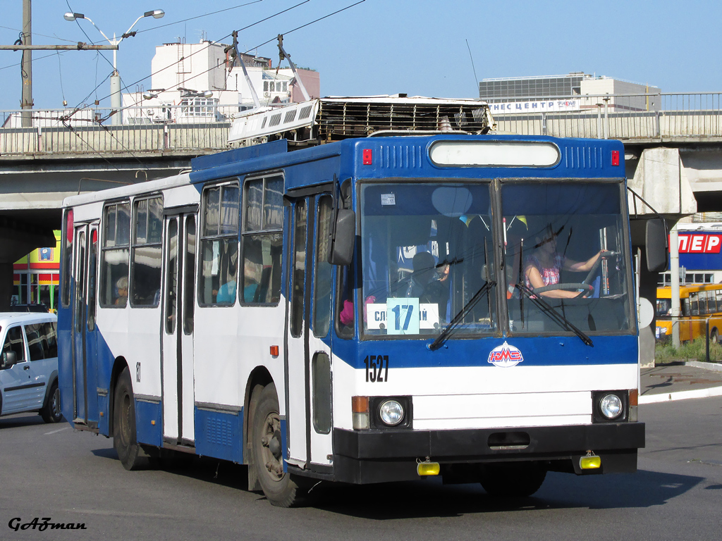 Днепр, ЮМЗ Т2 № 1527