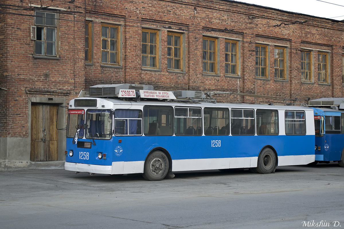 Novosibirsk, ST-682G č. 1258