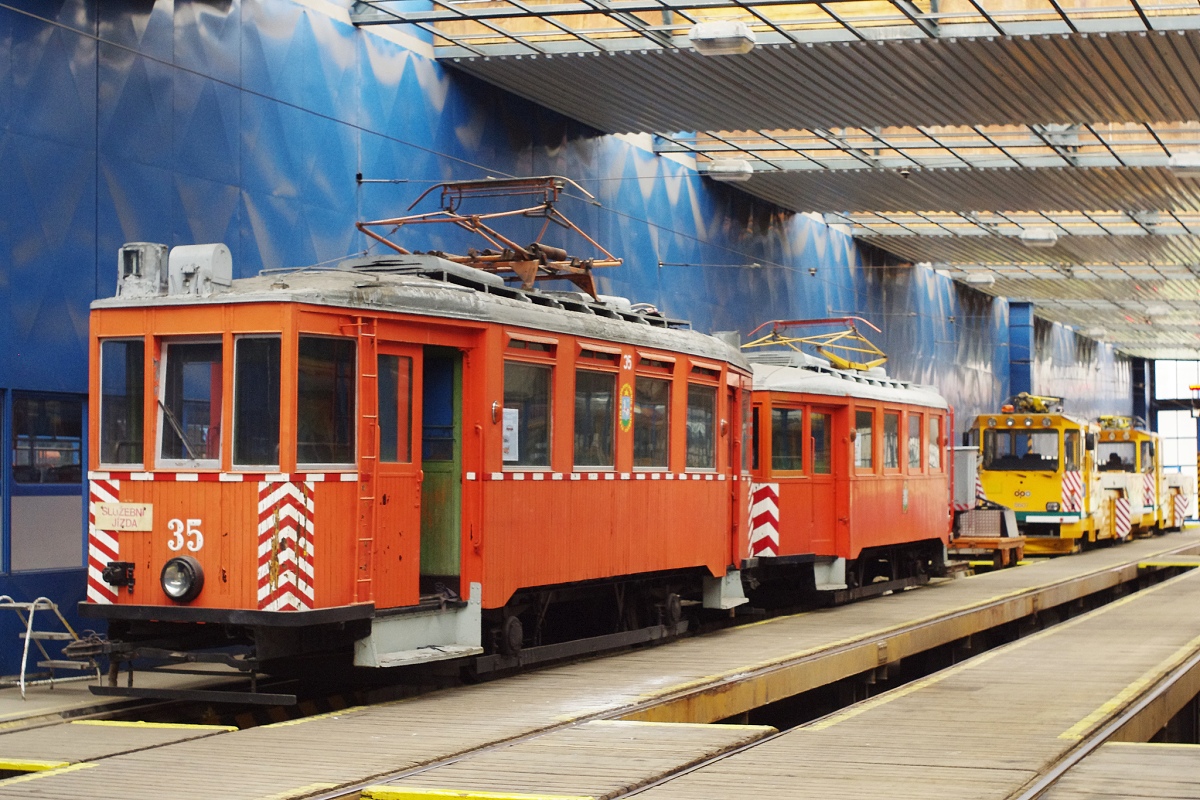 Острава, Двухосный моторный SMMD № 35