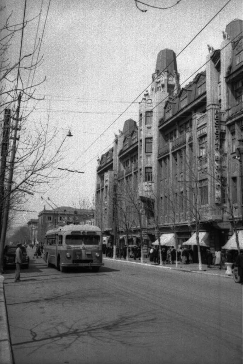 Саратов, МТБ-82Д № 5; Саратов — Исторические фотографии