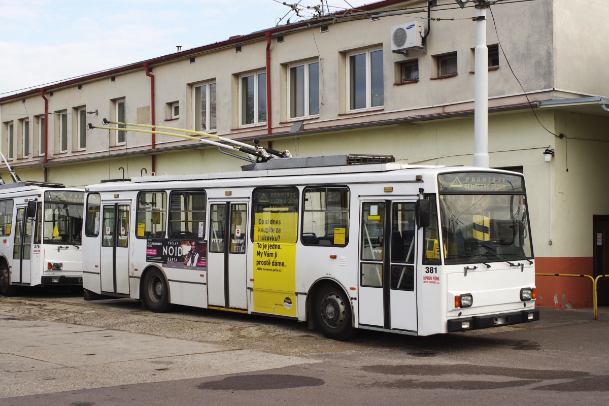 Пардубице, Škoda 14Tr17/6M № 381