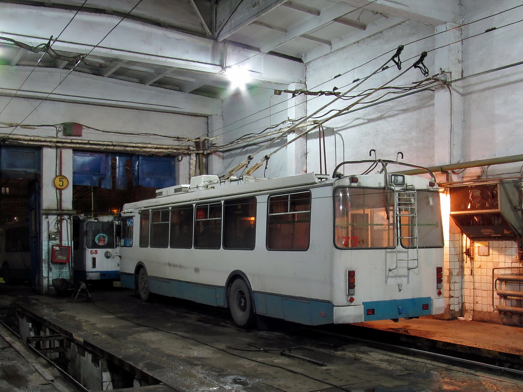 Новороссийск, ЗиУ-682Г-016.04 № 77