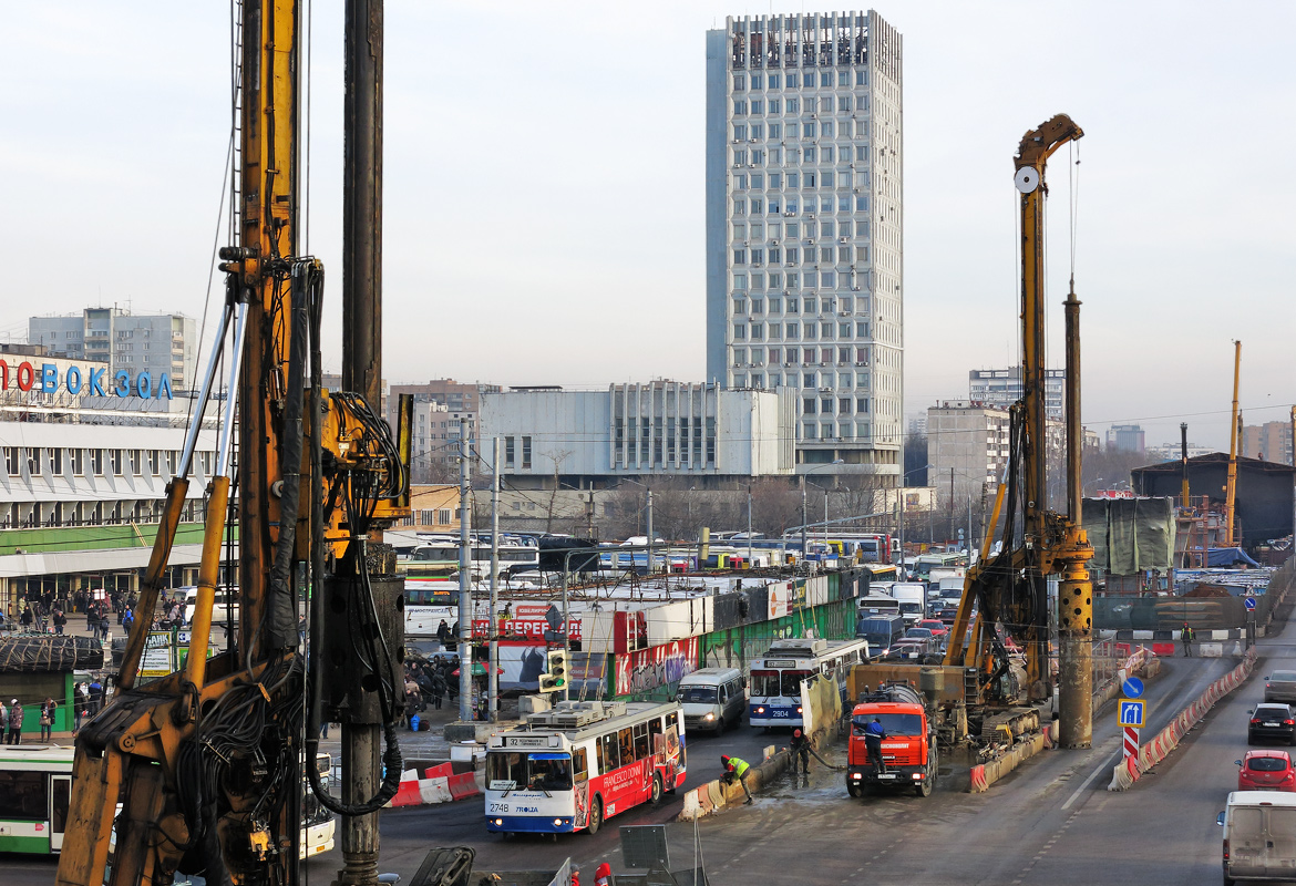 Москва, ЗиУ-682Г-016.02 (с широкой 1-й дверью) № 2748