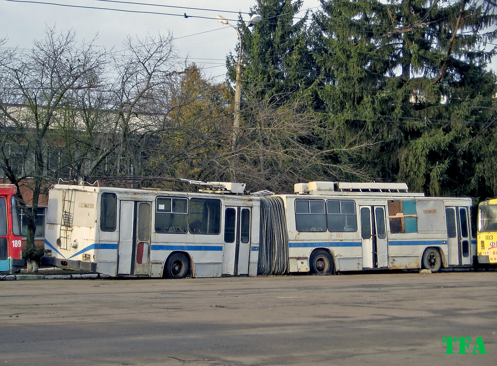 Луцк, ЮМЗ Т1 № 193