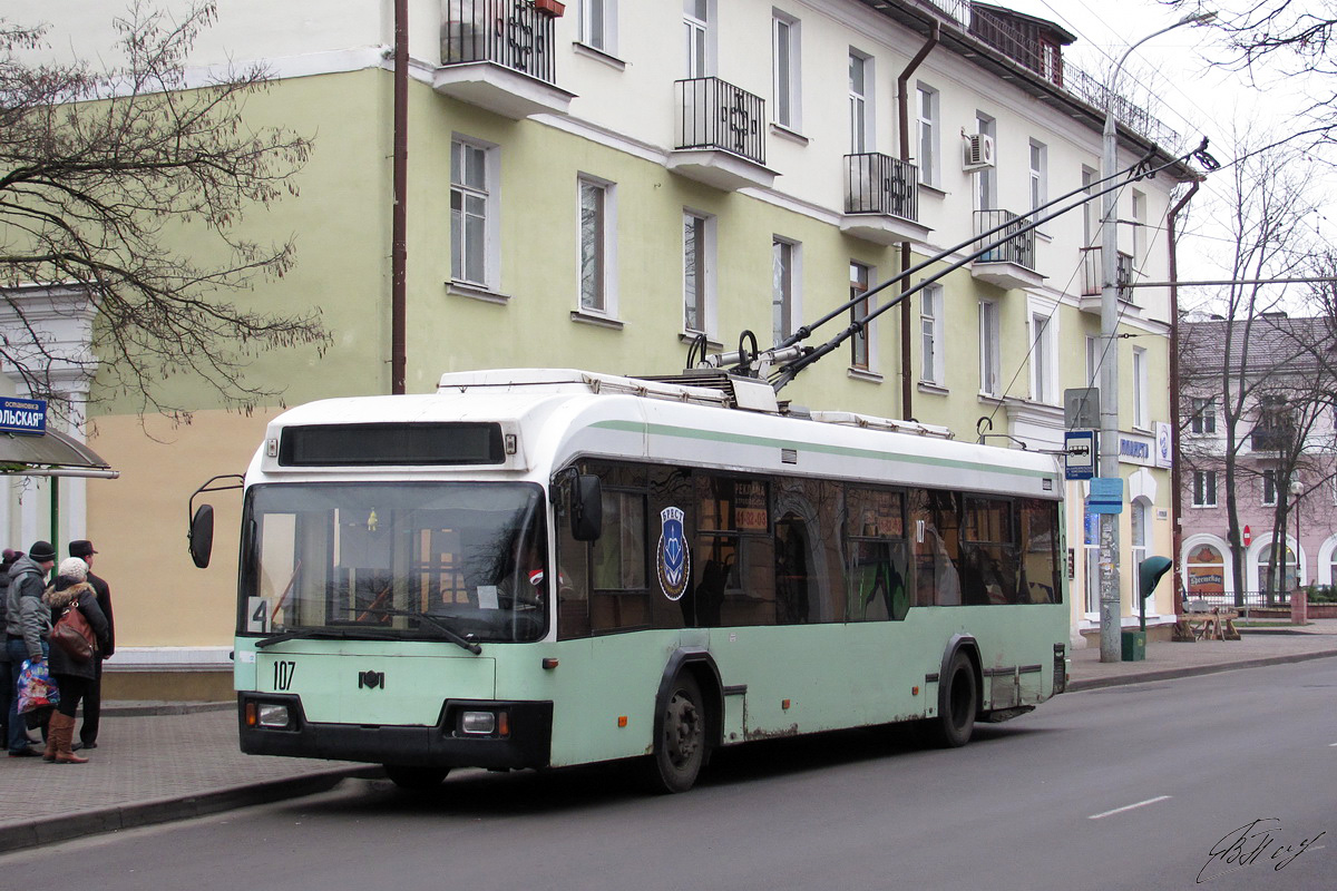 Брест, БКМ 32102 № 107