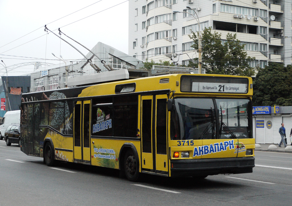 Киев, МАЗ-103Т № 3715