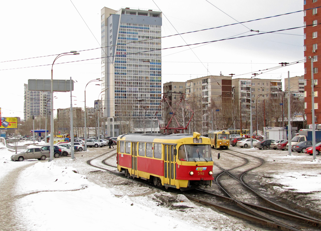 Yekaterinburg, Tatra T3SU č. 598