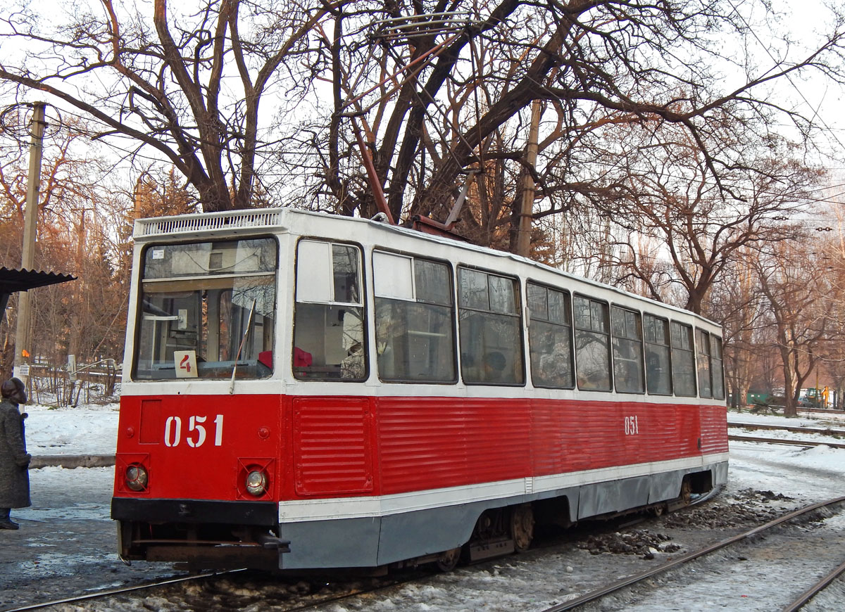 Енакиево, 71-605 (КТМ-5М3) № 051