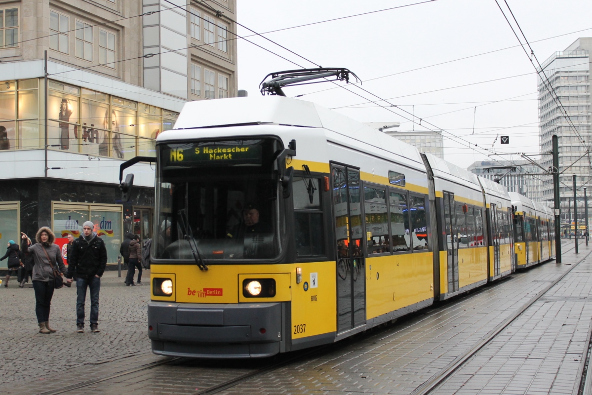 Берлин, Bombardier GT6N-ZR № 2037
