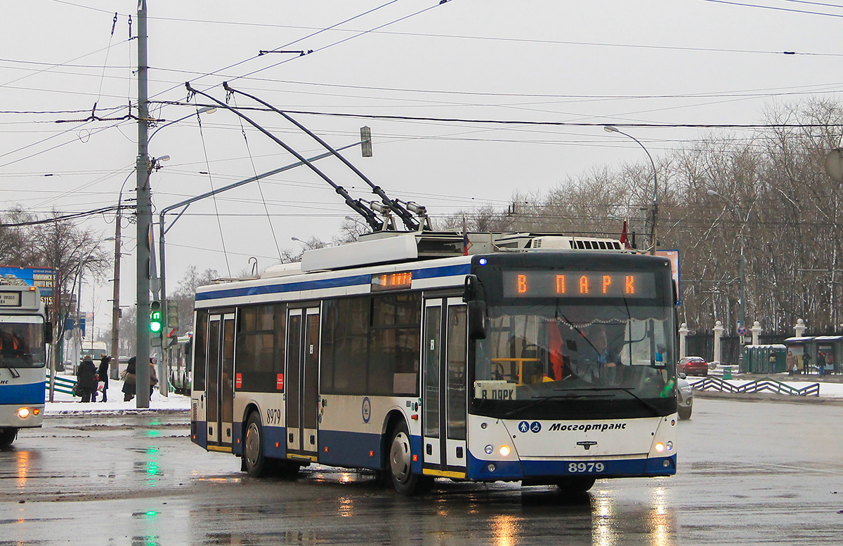 Москва, СВАРЗ-МАЗ-6275 № 8979