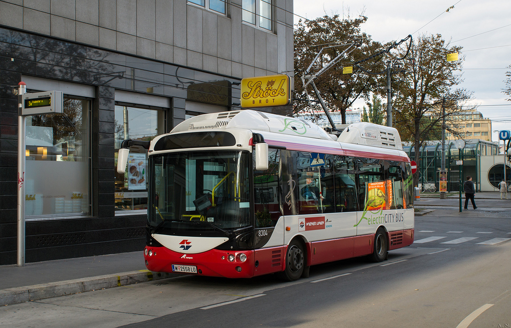 Вена, Rampini Alé EL № 8304; Вена — Электробусы Rampini Alé EL