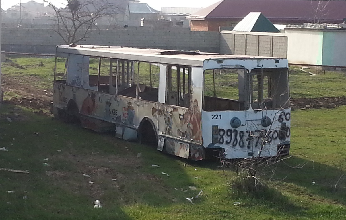 Махачкала, ЗиУ-682ГМ1 № 221