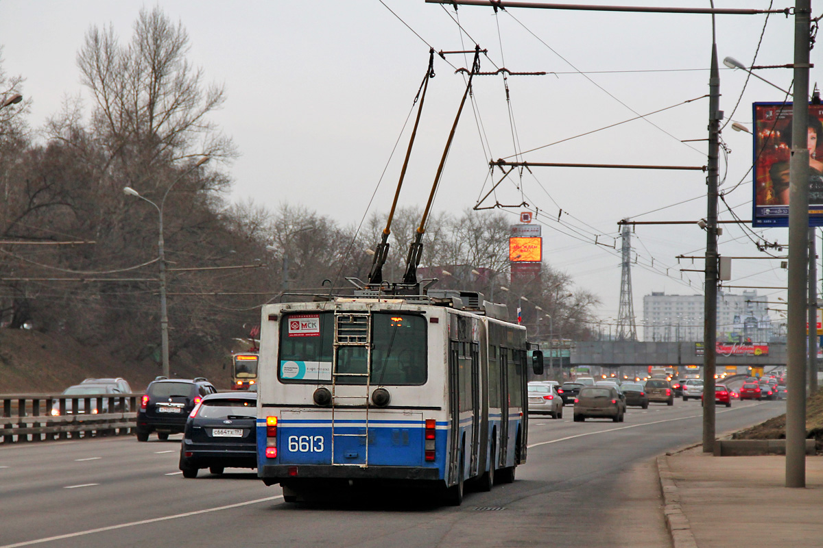 Moskau, VMZ-62151 “Premier” Nr. 6613