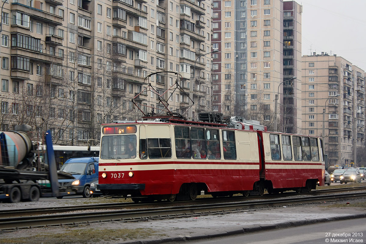 Sankt Petersburg, LVS-86K Nr 7037