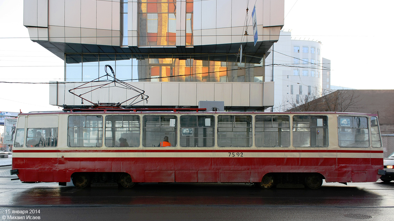 Sankt Petersburg, LM-68M Nr 7592
