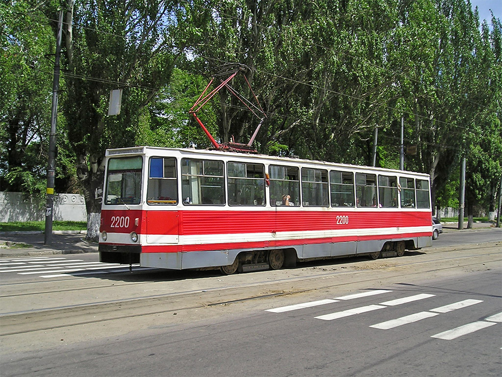 Днепр, 71-605 (КТМ-5М3) № 2200