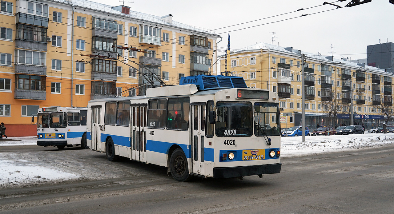 Барнаул, БТЗ-52011 № 4020