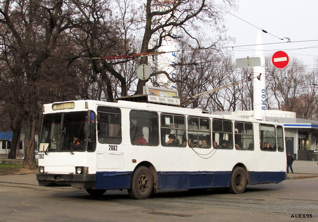 Dnipro, YMZ T1R (Т2P) Br. 2082