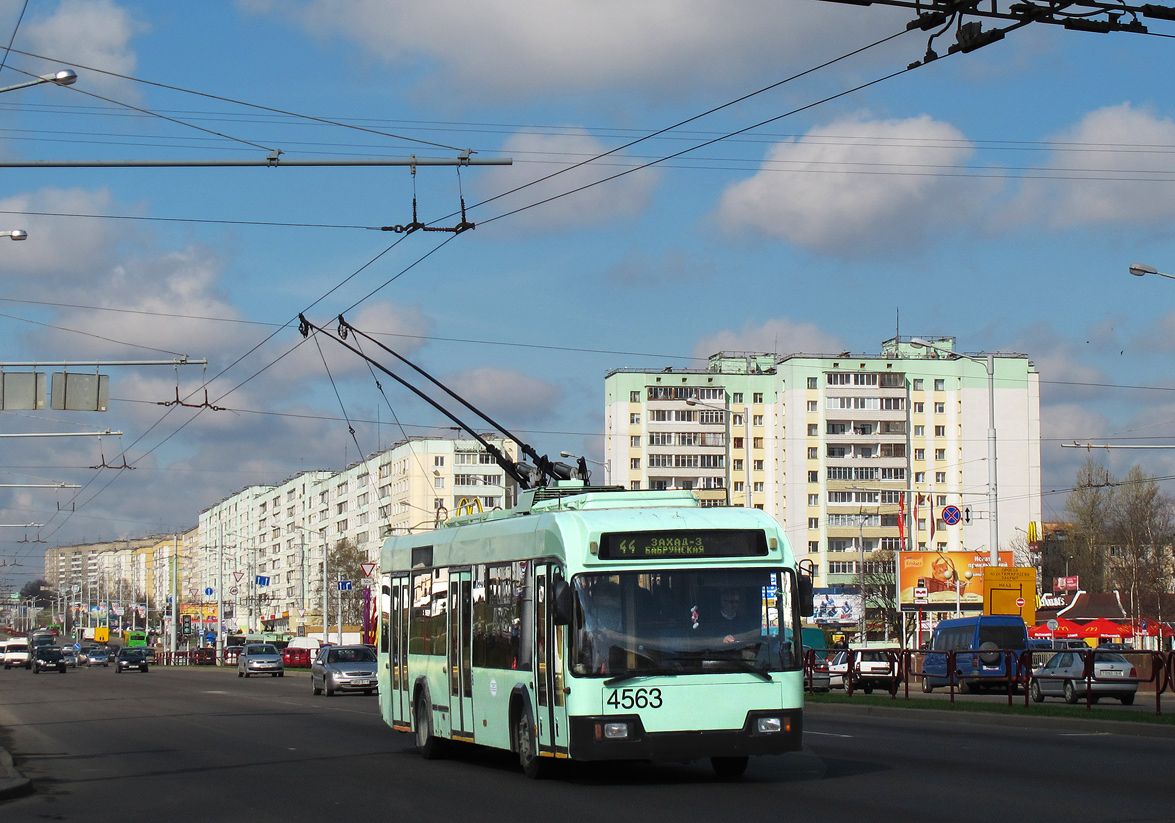 Минск, БКМ 32102 № 4563