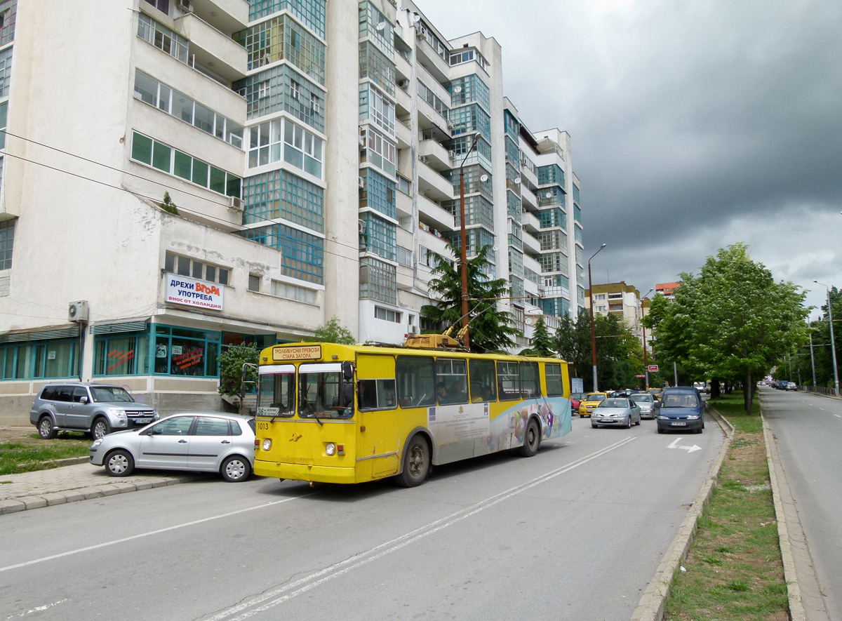 Стара-Загора, ЗиУ-682УП НРБ № 1013; Стара-Загора — Тролейбуси ЗиУ-682 • Троллейбусы ЗиУ 682 Стара-Загора, ЗиУ-682УП НРБ № 1013; Стара-Загора — Тролейбуси ЗиУ-682 • Троллейбусы ЗиУ 682