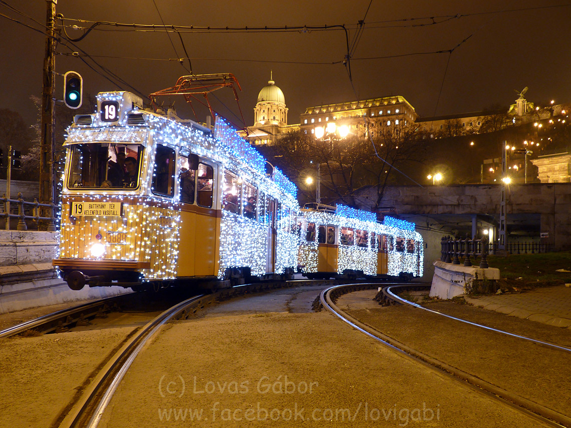 Будапешт, Ganz UV5 № 3888; Будапешт, Ganz UV5 № 3885; Будапешт — Рождественский транспорт