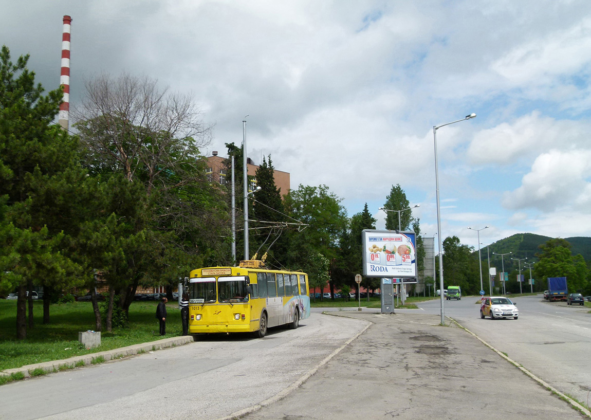 Стара-Загора, ЗиУ-682УП НРБ № 1013; Стара-Загора — Тролейбуси ЗиУ-682 • Троллейбусы ЗиУ 682 Стара-Загора, ЗиУ-682УП НРБ № 1013; Стара-Загора — Тролейбуси ЗиУ-682 • Троллейбусы ЗиУ 682