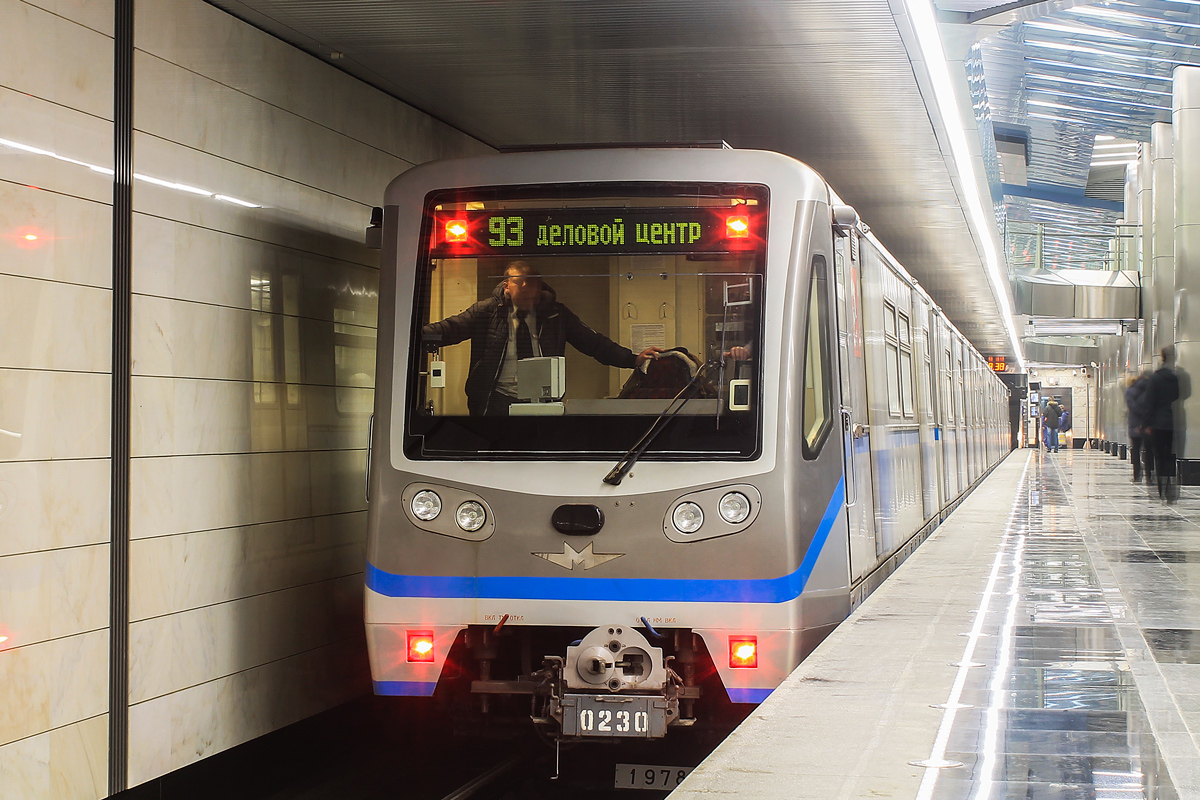 Москва, 81-740.4 «Русич» № 0230