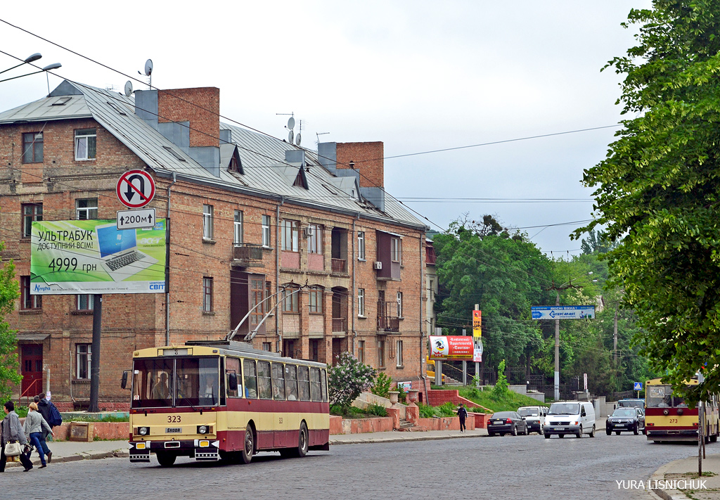 Черновцы, Škoda 14Tr89/6 № 323