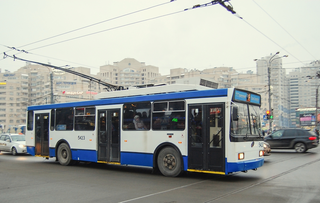 Санкт-Петербург, ВМЗ-52981 № 5423