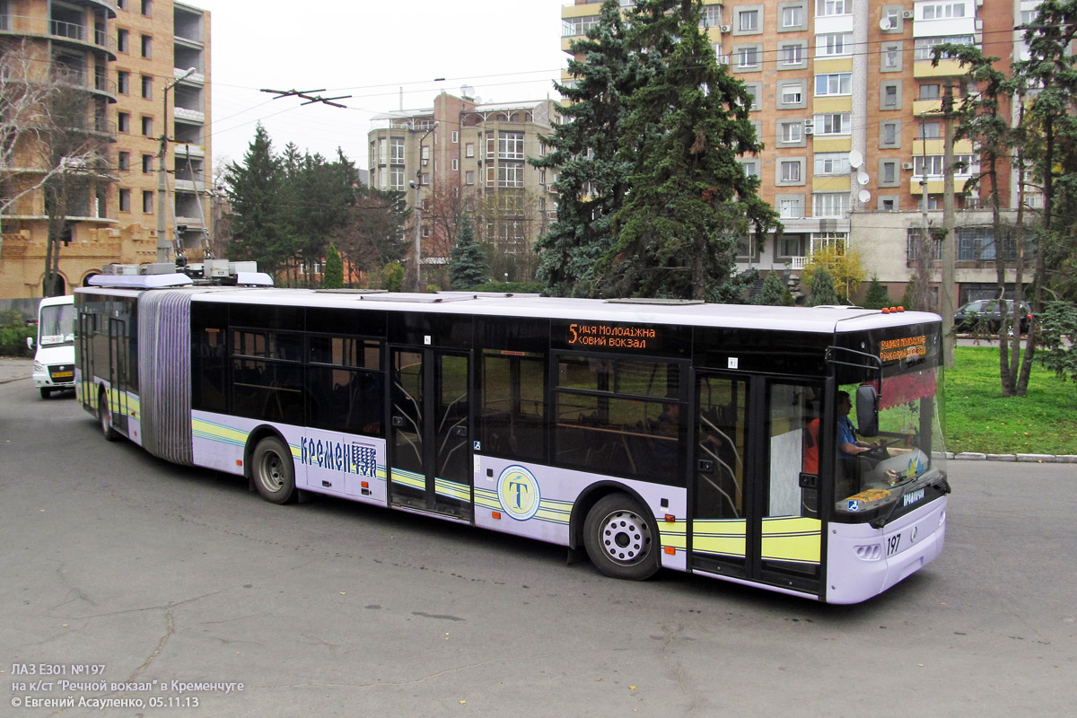 Кременчуг, ЛАЗ E301A1 № 197