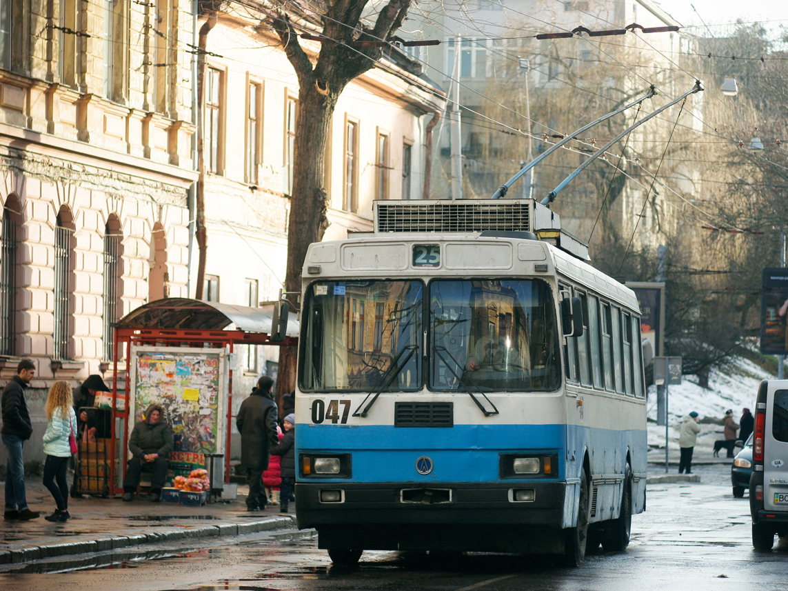 Львів, ЛАЗ-52522 № 047