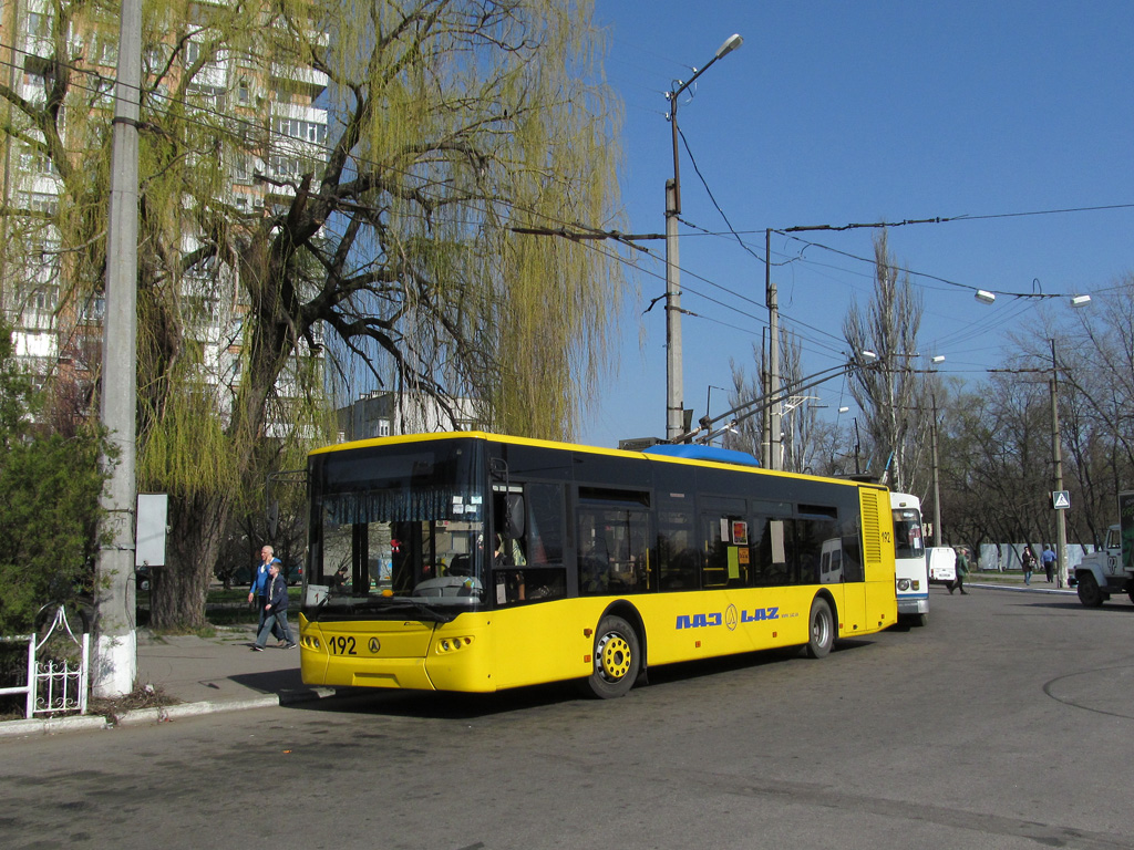 Кременчуг, ЛАЗ E183D1 № 192