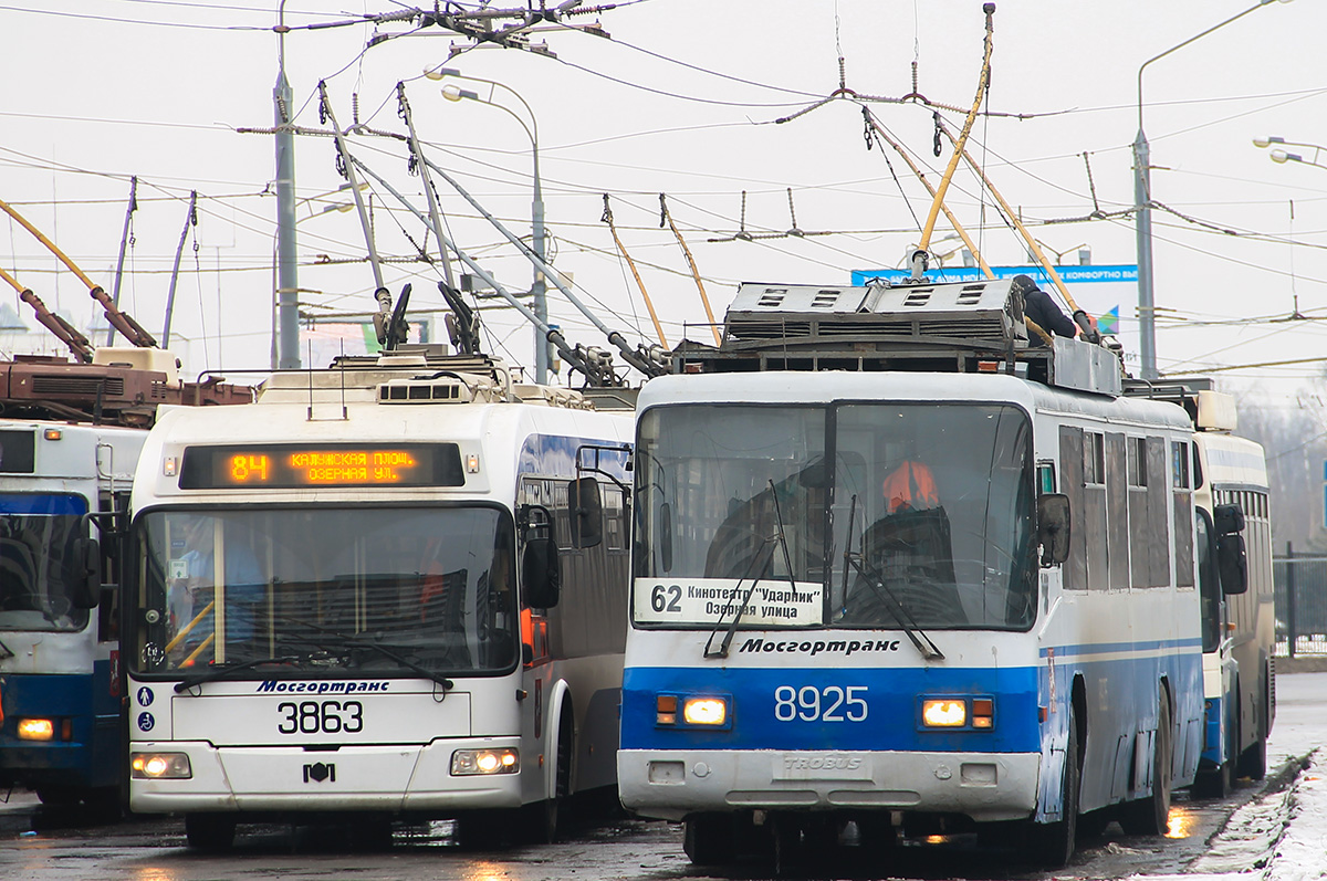 Москва, БТЗ-52761Р № 8925