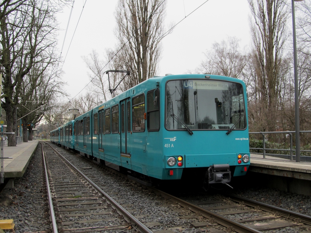 Frankfurt am Main, Duewag U3 — 451