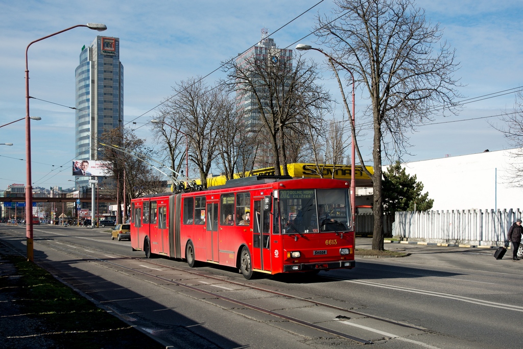 Bratislava, Škoda 15Tr08/6 № 6613