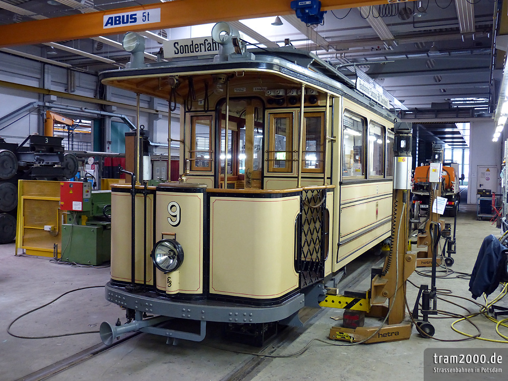 Потсдам, Двухосный моторный Lindner № 9